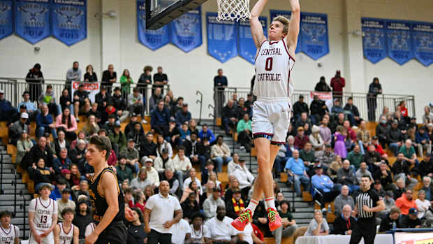Central Catholic Cascade Christian boys basketball Les Schwab Invitational December 26 2023 Leon Neuschwander 51
